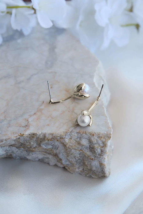 Heliophilia Silver Pendientes de Latón con Circonio Dorado